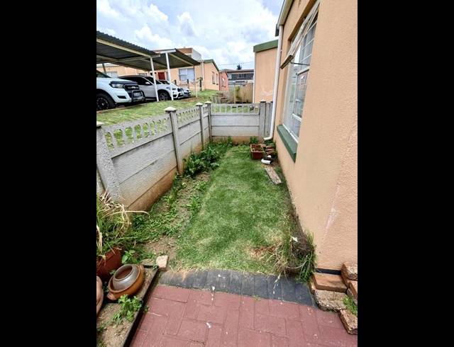 3 BEDROOM TOWNHOUSE FOR SALE IN FLORIDA